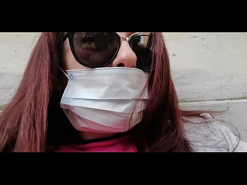 ❤️ Η Νικολέτα εκδικείται τον γείτονά της και κατουράει στο γκαράζ του (Ειδικό Covid19 Ιταλική καραντίνα) ❤️ Ανώμαλο πορνό ❌️❤